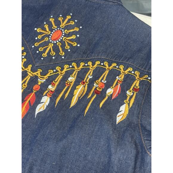 Bob Mackie Women's Medium Chambray Wearable Art Embroidered Native Feathers - Picture 15 of 15